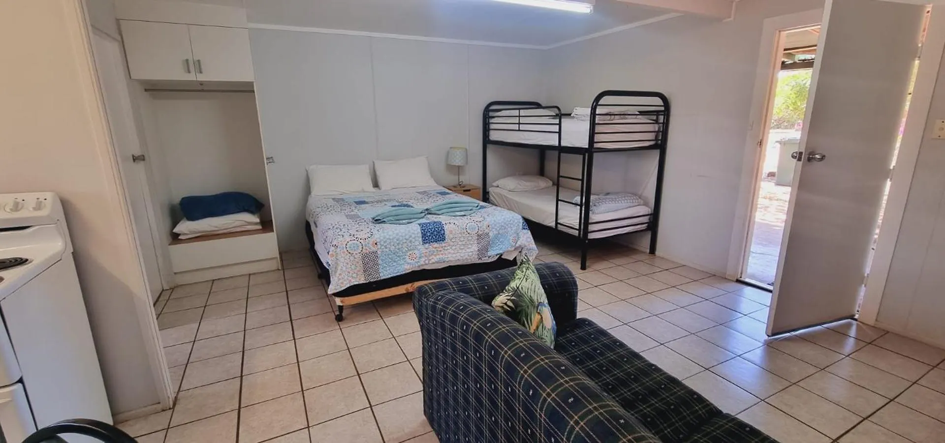 Blackall Caravan Park Lägenhetshotell
